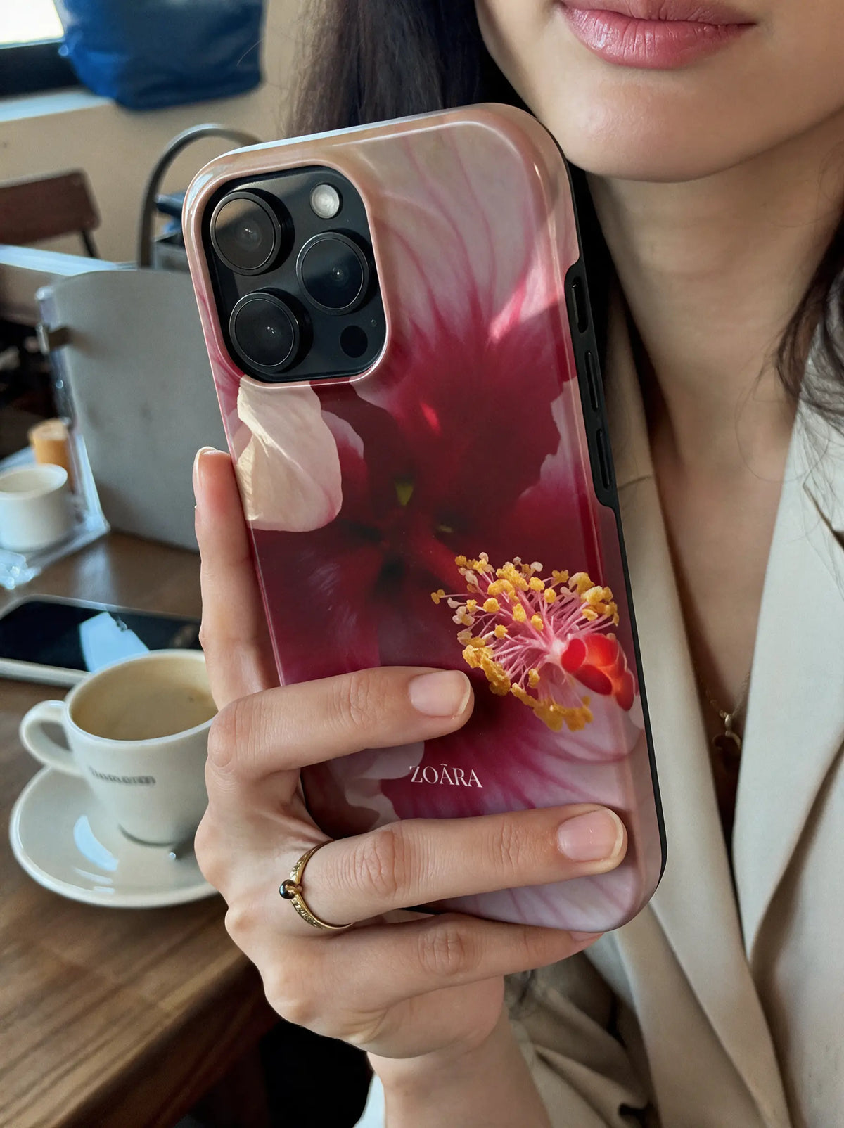 Soft Rouge Case – Blumen Handyhülle in Rosa