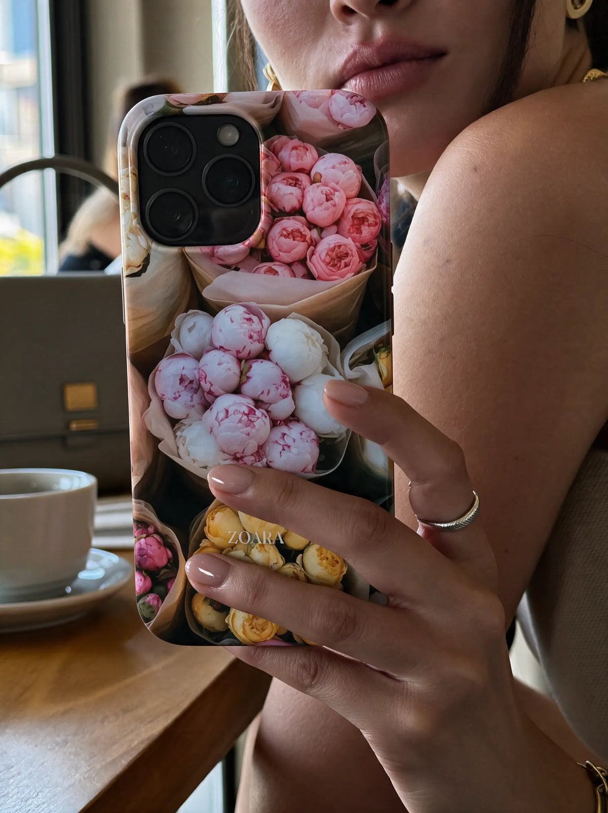 Petal Bloom Case – Blumen Handyhülle in Rosa