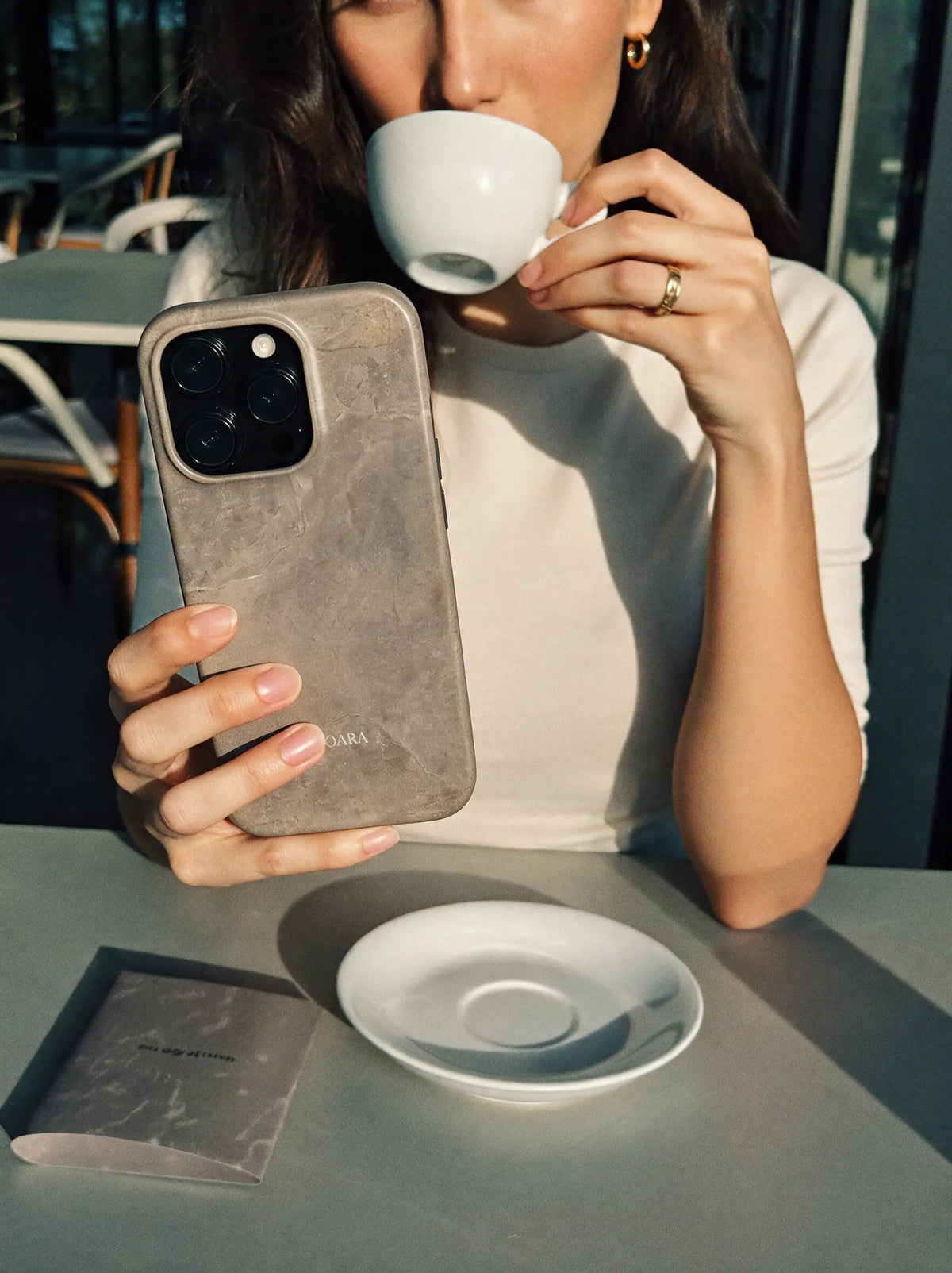 Desert Stone Case – Marmor Handyhülle in Beige