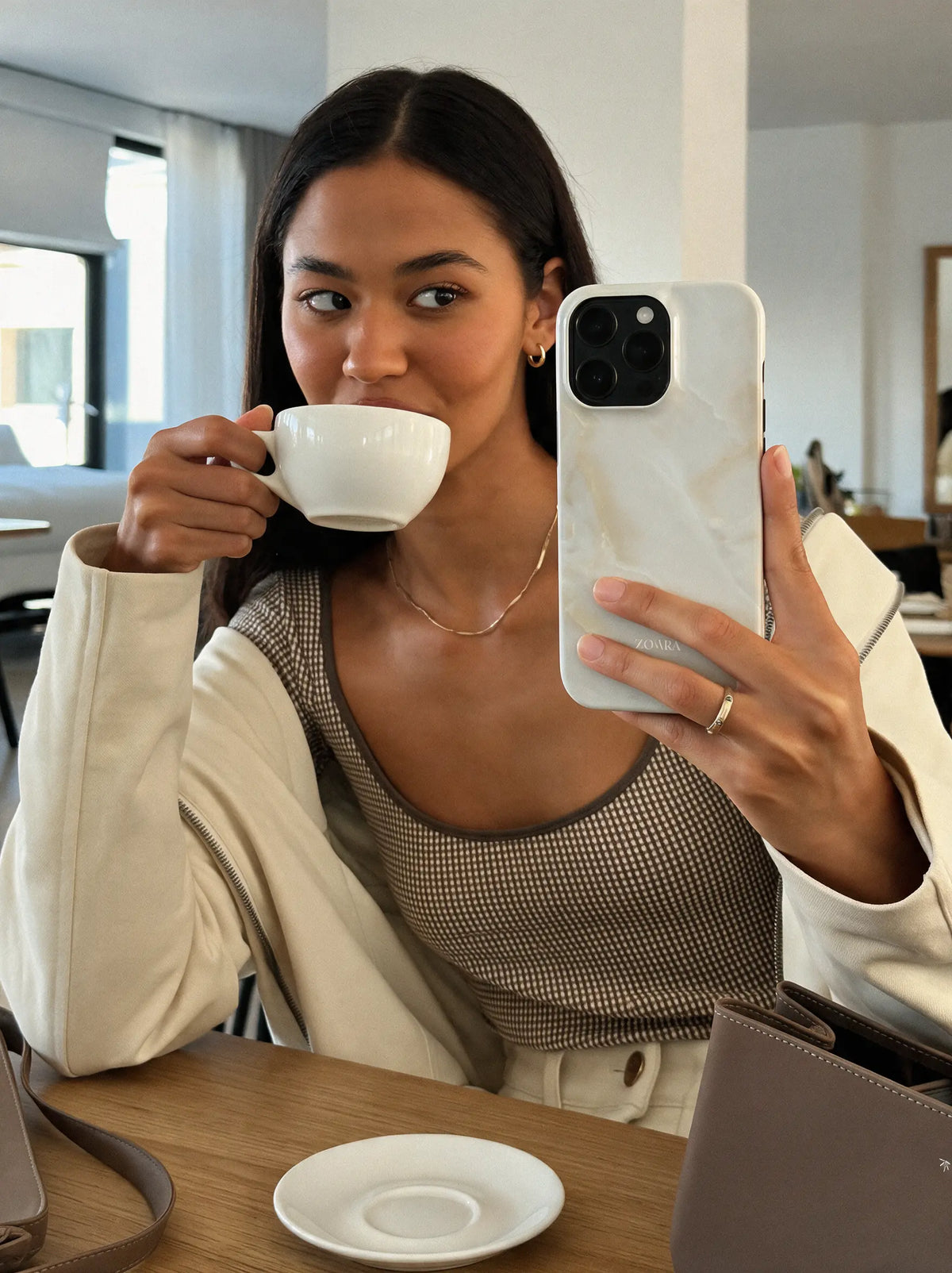 Almond Onyx Case – Marmor Handyhülle in Beige
