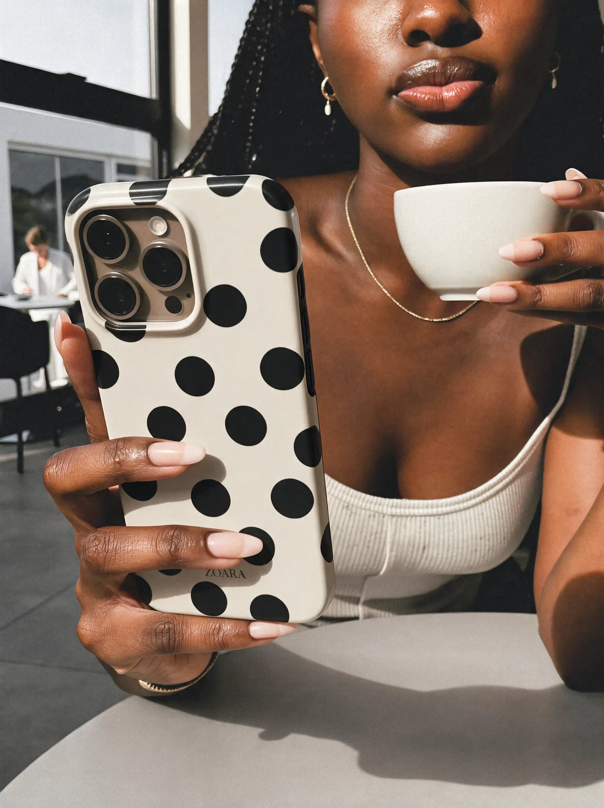 Stracciatella Cream Case – Punkte Handyhülle in Beige