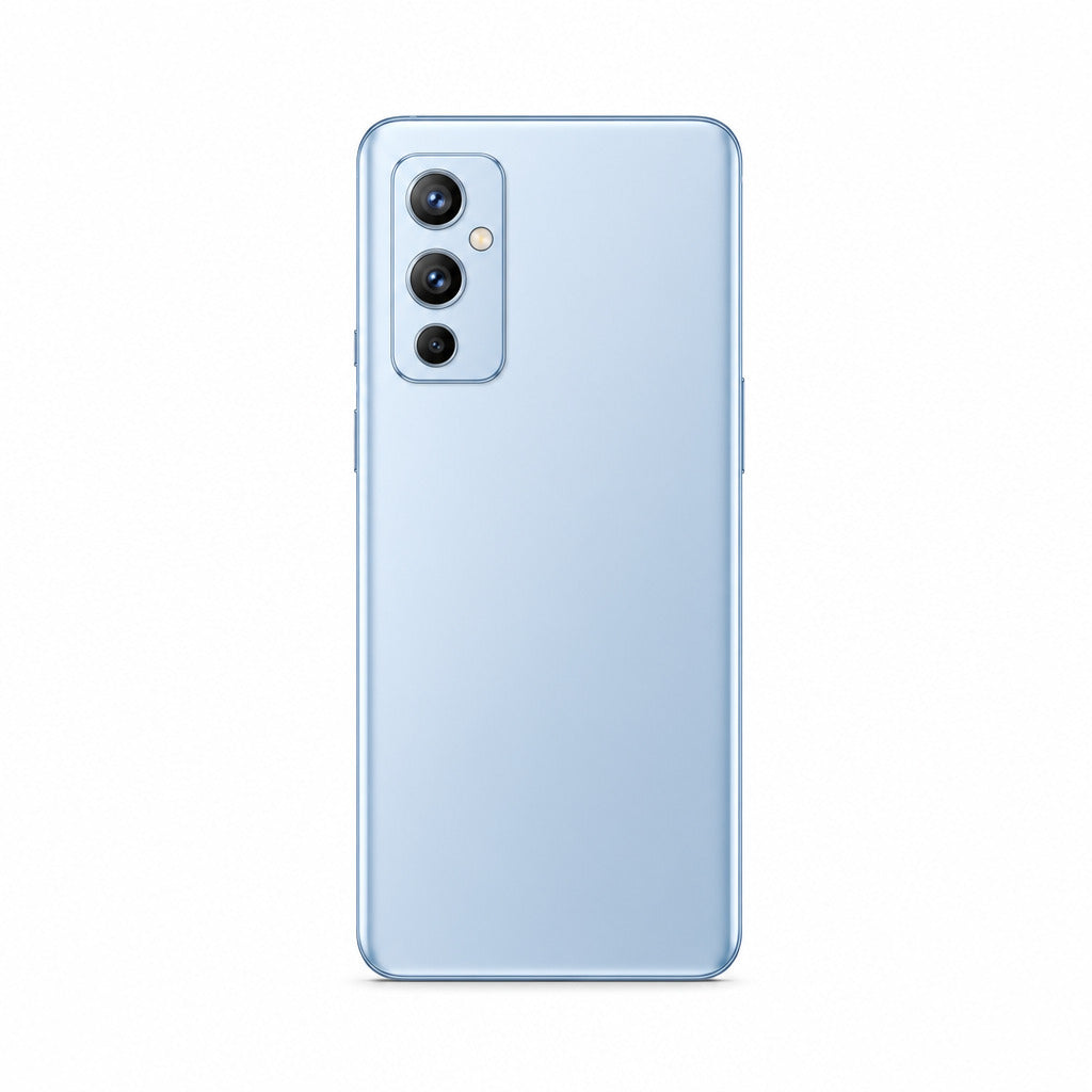 OnePlus 9 Case in Arctic Sky – Premium Cover von ZOARA, Schweizer Online-Shop