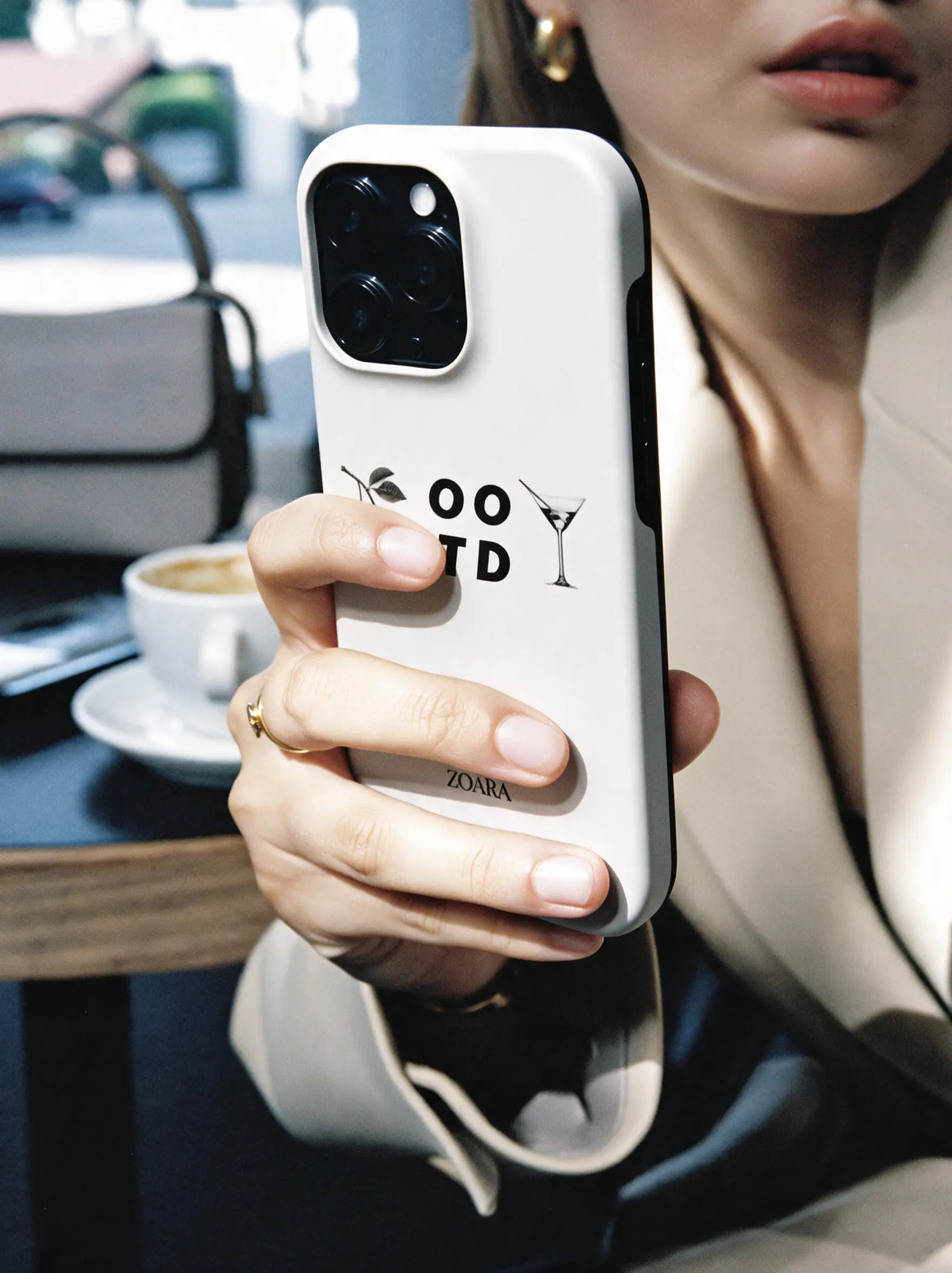 Outfit of the Day Case – Statement Handyhülle in Weiss