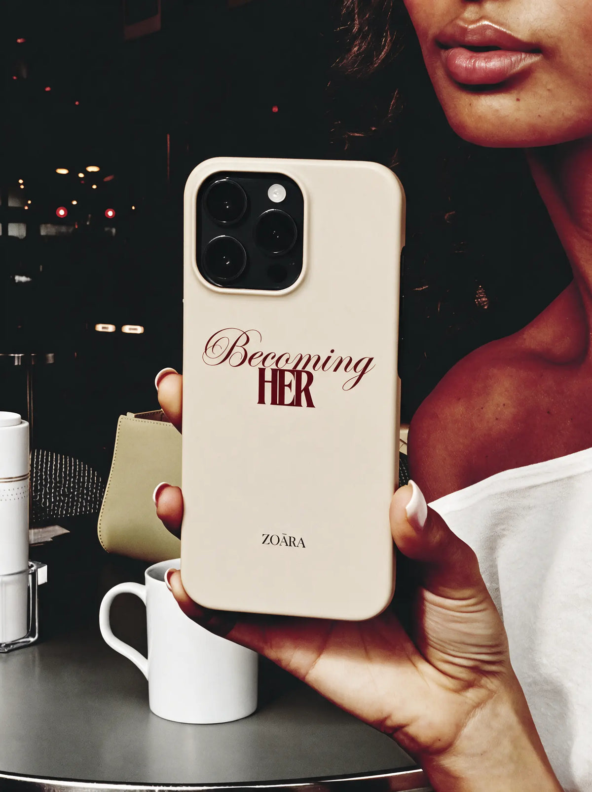 Becomming HER Case – Statement Handyhülle in Beige