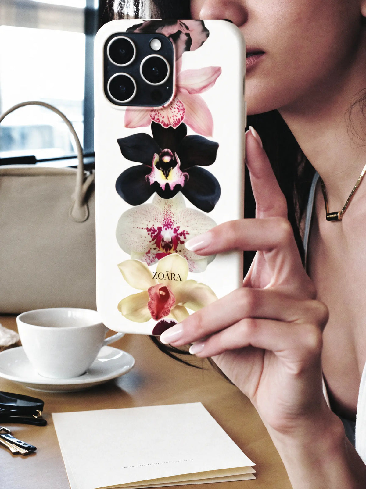 Velvet Orchid Case – Blumen Handyhülle mit Orchideen in Lila