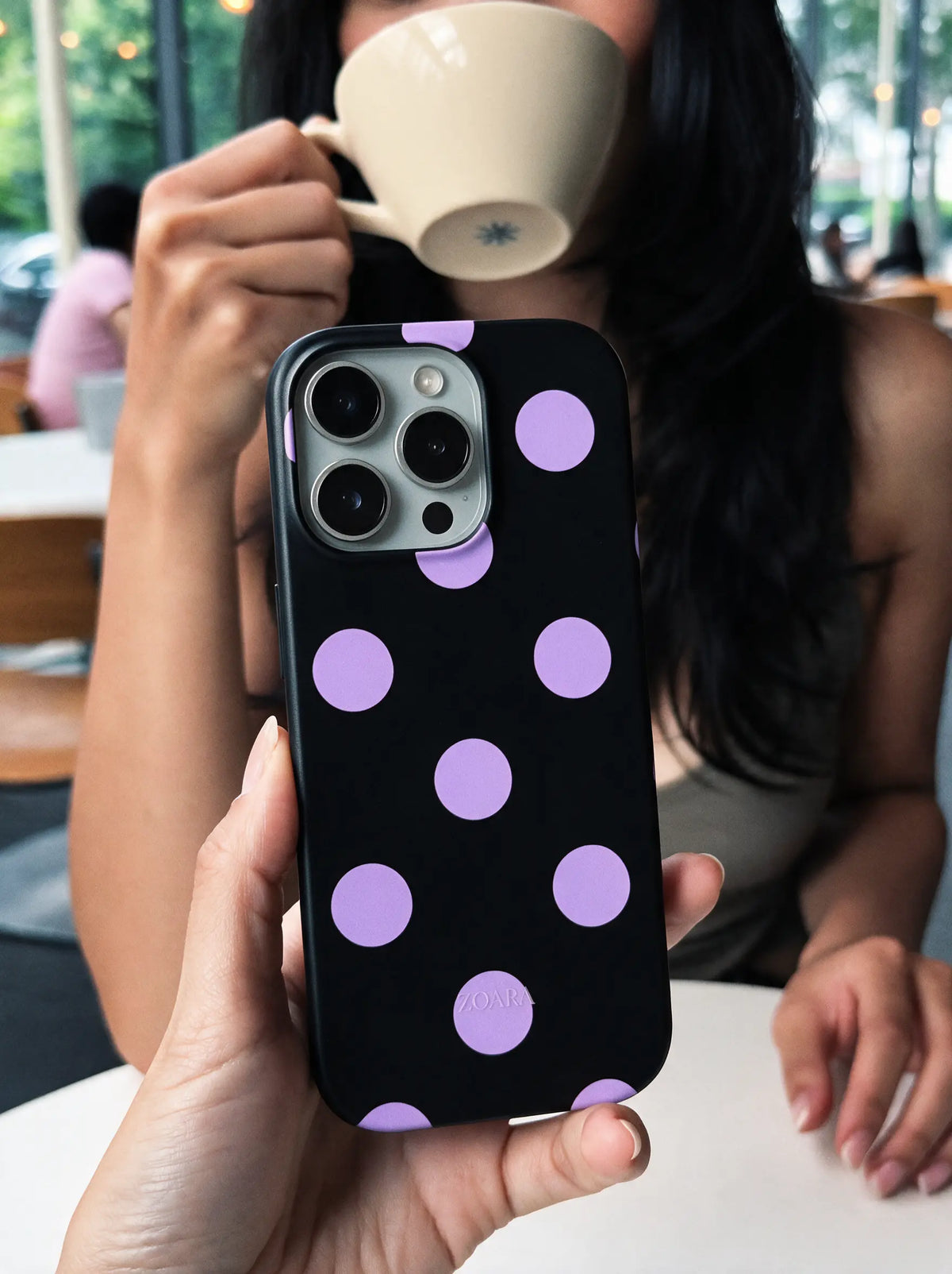 Lavender Charm Case – Punkte Handyhülle in Lila